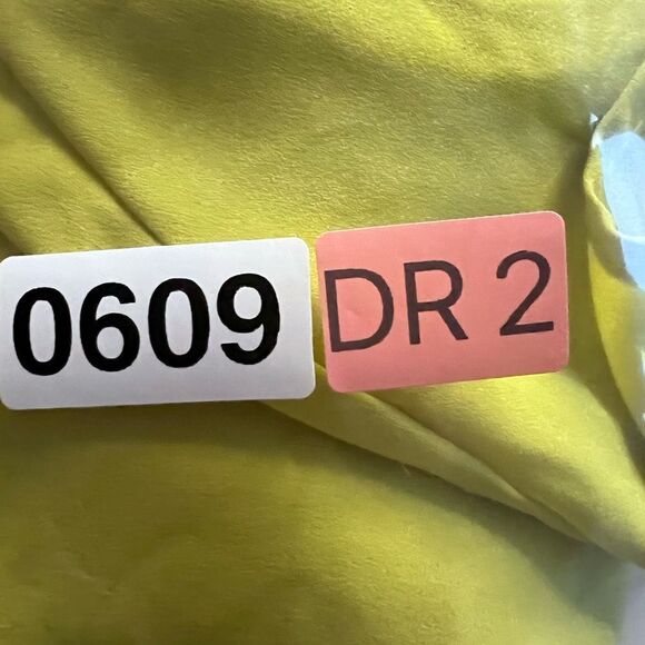 Women’s PEACHES Ń CREAM lime short sleeve yellow blouse plaid casual size L. - Picture 8 of 8